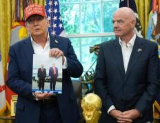 特朗普：普京“有可能”出席2026世界杯