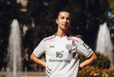 复古与潮流融合！美因茨05新客场球衣发布，或成日常穿搭新宠