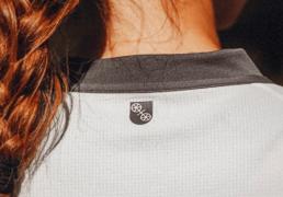 复古与潮流融合！美因茨05新客场球衣发布，或成日常穿搭新宠