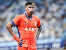 泰山属于中超另类球队？外援思路让球迷意外，青训球员都想要留队