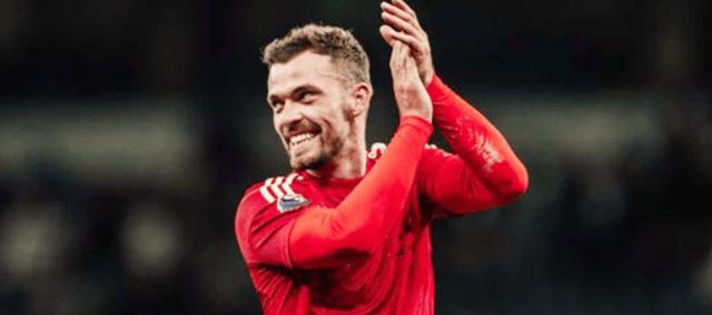 英超：诺丁汉森林表现稳定，西汉姆联状态尴尬