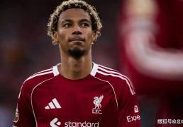 利物浦：雨果·埃基蒂克明确回应了亚历山大·伊萨克创纪录的签约，并透露了“问题”判决