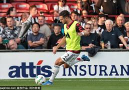 曼联惨遭低级别球队淘汰，拜耳勒沃库森火上浇油