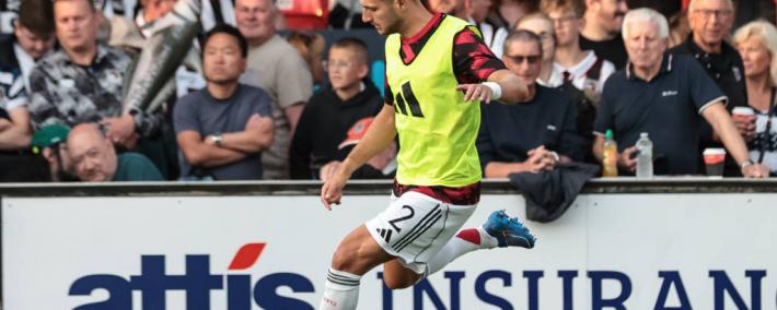 曼联惨遭低级别球队淘汰，拜耳勒沃库森火上浇油