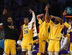 帕金斯：湖人队是NBA第三好的球队，确实有机会夺冠