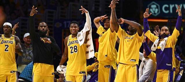 帕金斯：湖人队是NBA第三好的球队，确实有机会夺冠