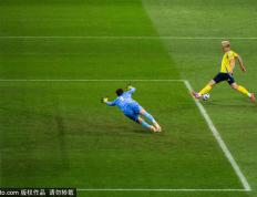 带不动！阿森纳利物浦两大神锋联手造良机 热刺小将失空门