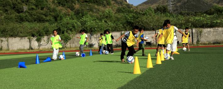 湖南江永：校园足球“燃”起来 体教融合育新人