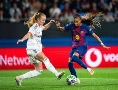 （体育）足球——欧冠女足：巴塞罗那胜拜(bài)仁慕尼黑