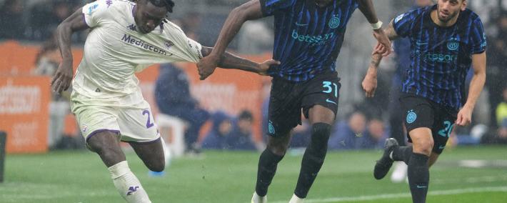 意甲-恰尔汗奥卢梅开二度 国米3-0佛罗伦萨升至第三