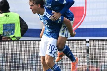 （体育）足球——意甲：科莫胜尤文图斯