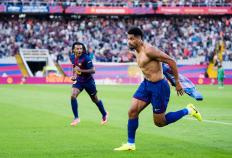 （体育）足球——西甲：巴塞罗那胜赫罗纳