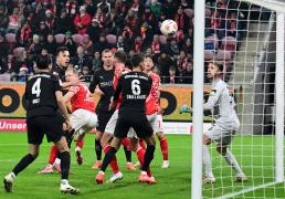 （体育(yù)）足球——德甲：美因茨不敌门兴格拉(lā)德巴赫