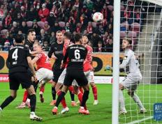 足球 | 德(dé)甲：美因茨不敌门兴格拉德(dé)巴赫