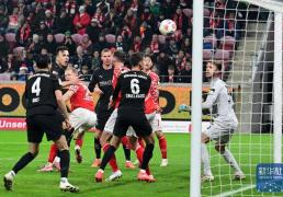足球 | 德(dé)甲：美因茨不敌门兴格拉德(dé)巴赫