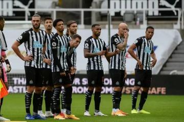 今日足球：纽卡斯尔联vs利兹联 都灵vs乌迪内斯