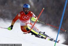 西班牙队公布冬奥开幕式旗手：奥利维亚-斯马特和萨拉里奇