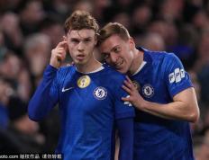 觀(guān)战台：曼城大战纽卡+阿(ā)森纳火拼熱(rè)刺 巴萨盼回到正(zhèng)轨