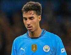 曼城冬窗重磅引援黯然离队，2960万英镑加盟，7个月仅出场1分钟