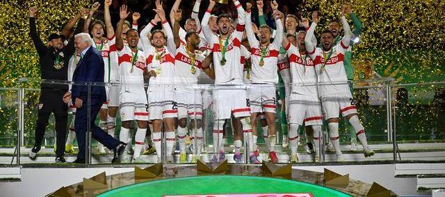 足球 | 德国杯：斯图加特队夺冠