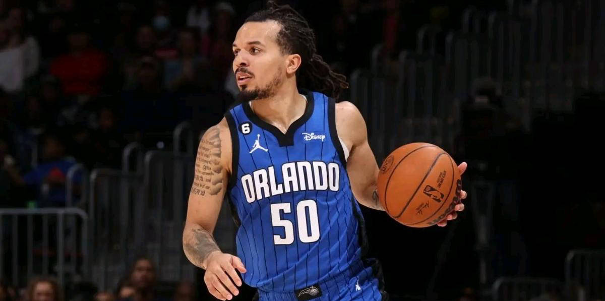 密尔沃基雄鹿连续簽(qiān)约达到10笔