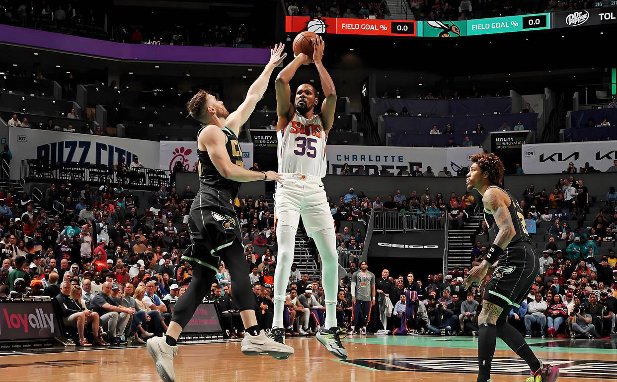 保罗加盟洛杉矶快(kuài)船,福克斯成为最大受益者