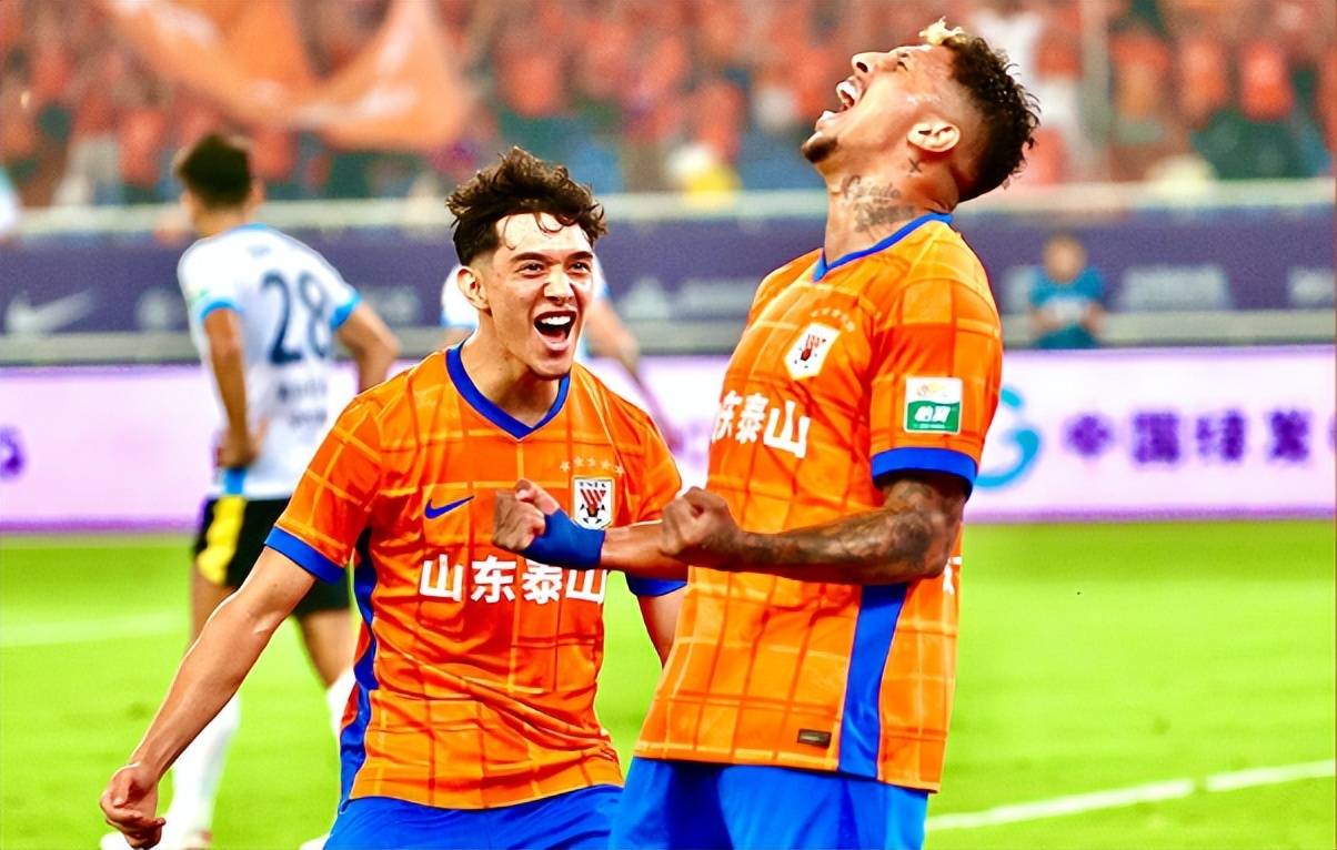 中超三國(guó)争霸局面形成(chéng)，一队雖(suī)然争冠无望，却成(chéng)了中超争冠的最大判(pàn)官