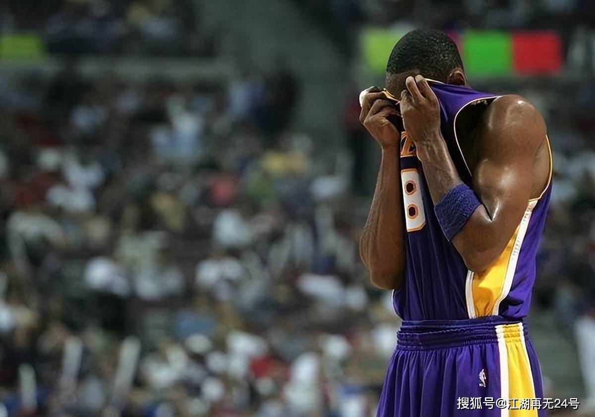 输球另有隐情？奥胖亲自发声，04湖(hú)人失冠，皆因科比夺权？