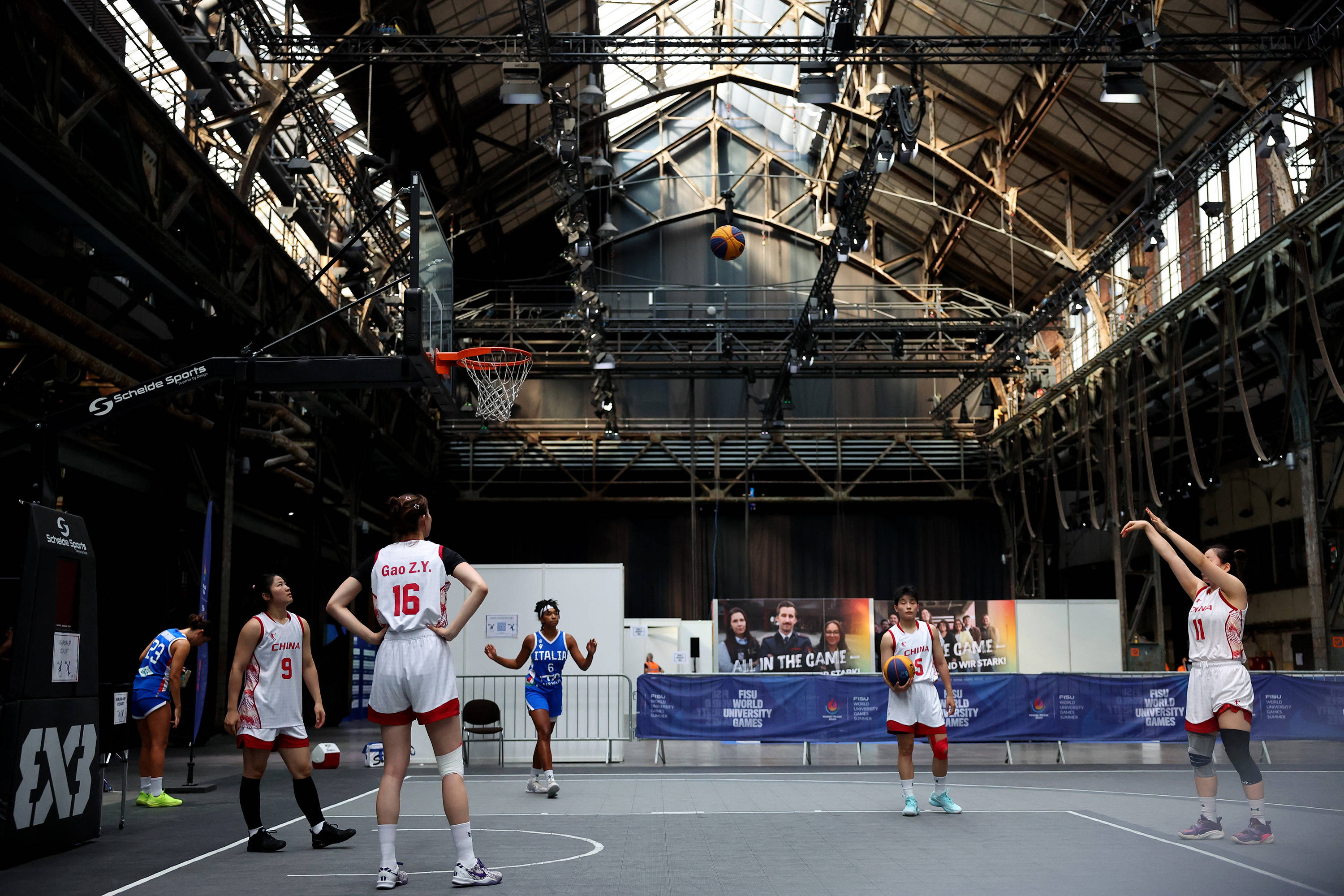 探访莱茵-鲁尔大运会三人(rén)籃(lán)球比赛場(chǎng)馆——“波鸿世纪厅”