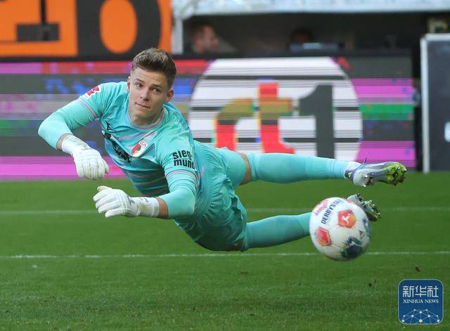 足球丨德甲：拜仁胜奥格斯堡