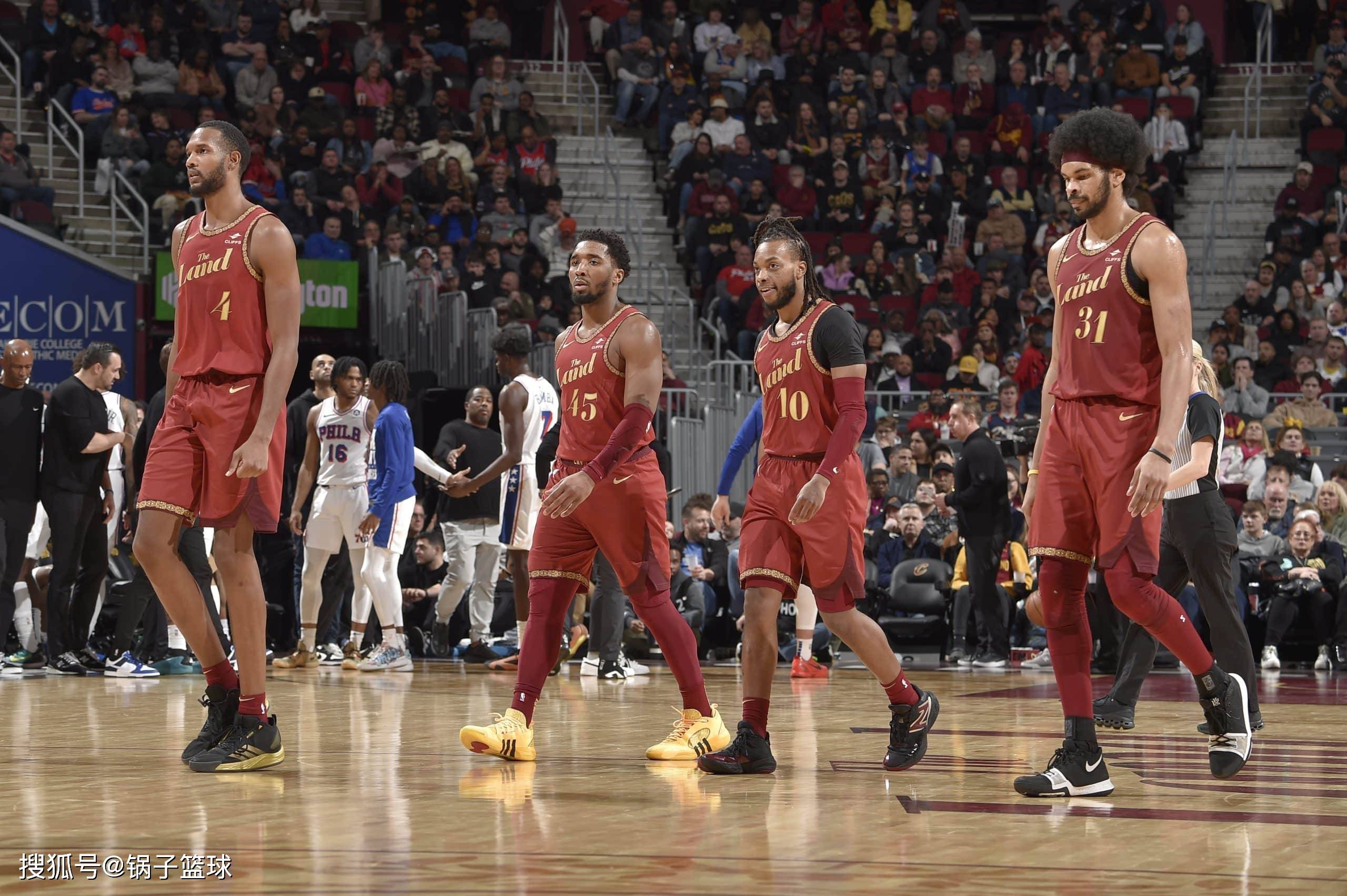 火箭队第4！美媒公布新赛季首期实力榜：湖人队高居第5勇士队第9