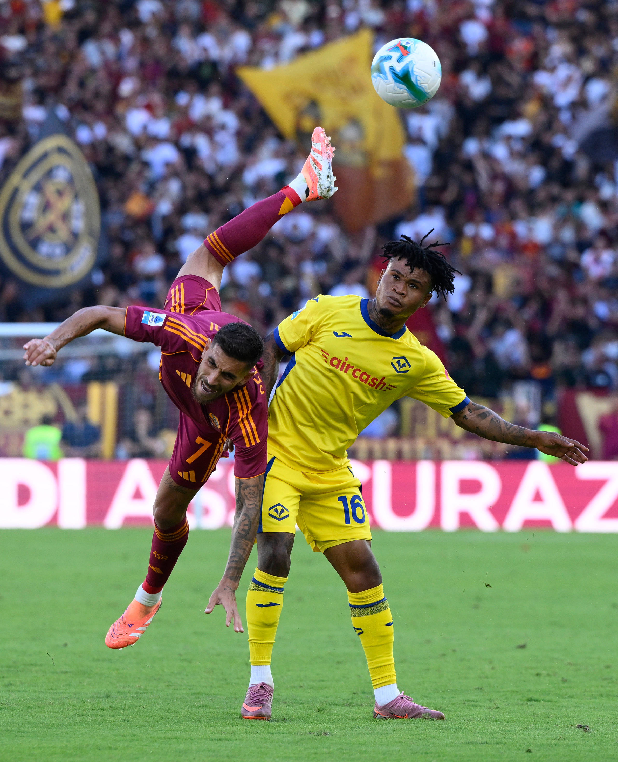 （体育(yù)）足球——意甲：罗马胜维罗纳