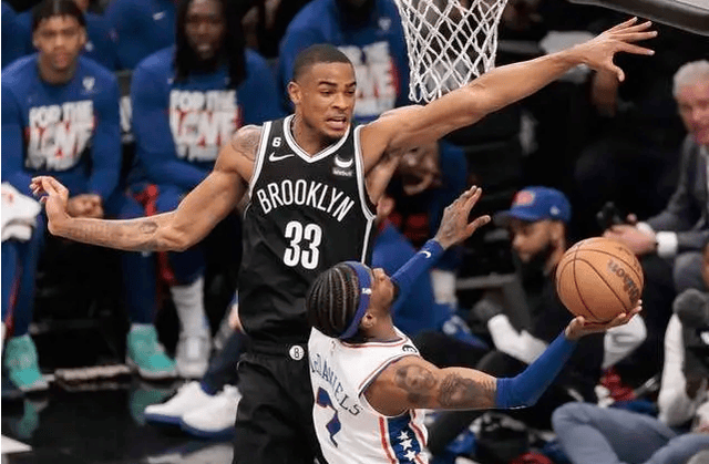 在揭(jiē)幕战惨败金州(zhōu)勇士後(hòu)，湖人或(huò)考虑拿下篮網(wǎng)32+22怪兽中锋