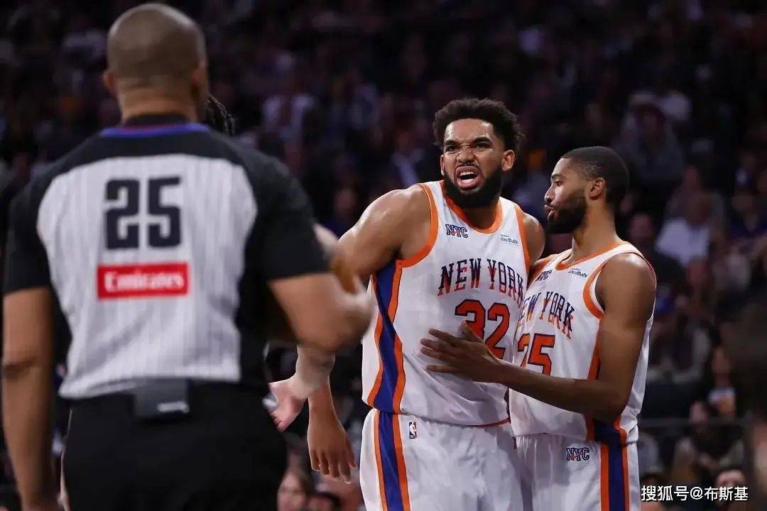 32号之前森林狼中锋，唐斯把明尼(ní)苏达当成了家，卡尔的狼队前半(bàn)生