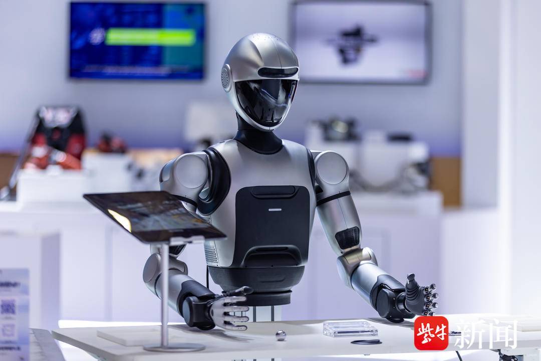 双城匠心，共赢未来：南京与斯图加特友城合作三十周年成果展亮相进博会