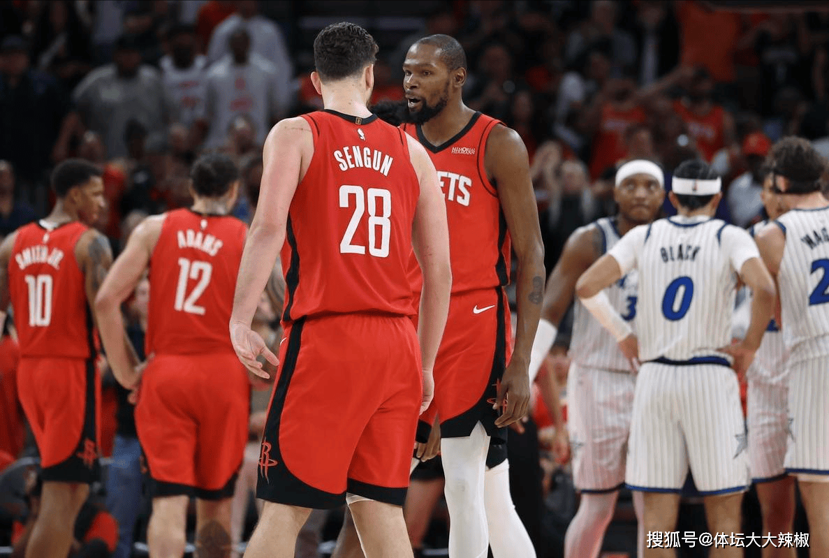 小胜4分谁立功，火箭队3人入围，重用一人有回报，打造出最强阵容