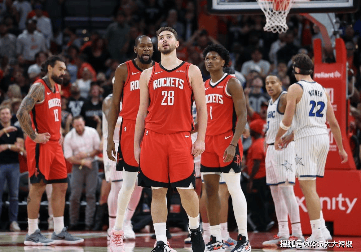 小胜4分谁立功，火箭队3人入围，重用一人有回报，打造出最强阵容