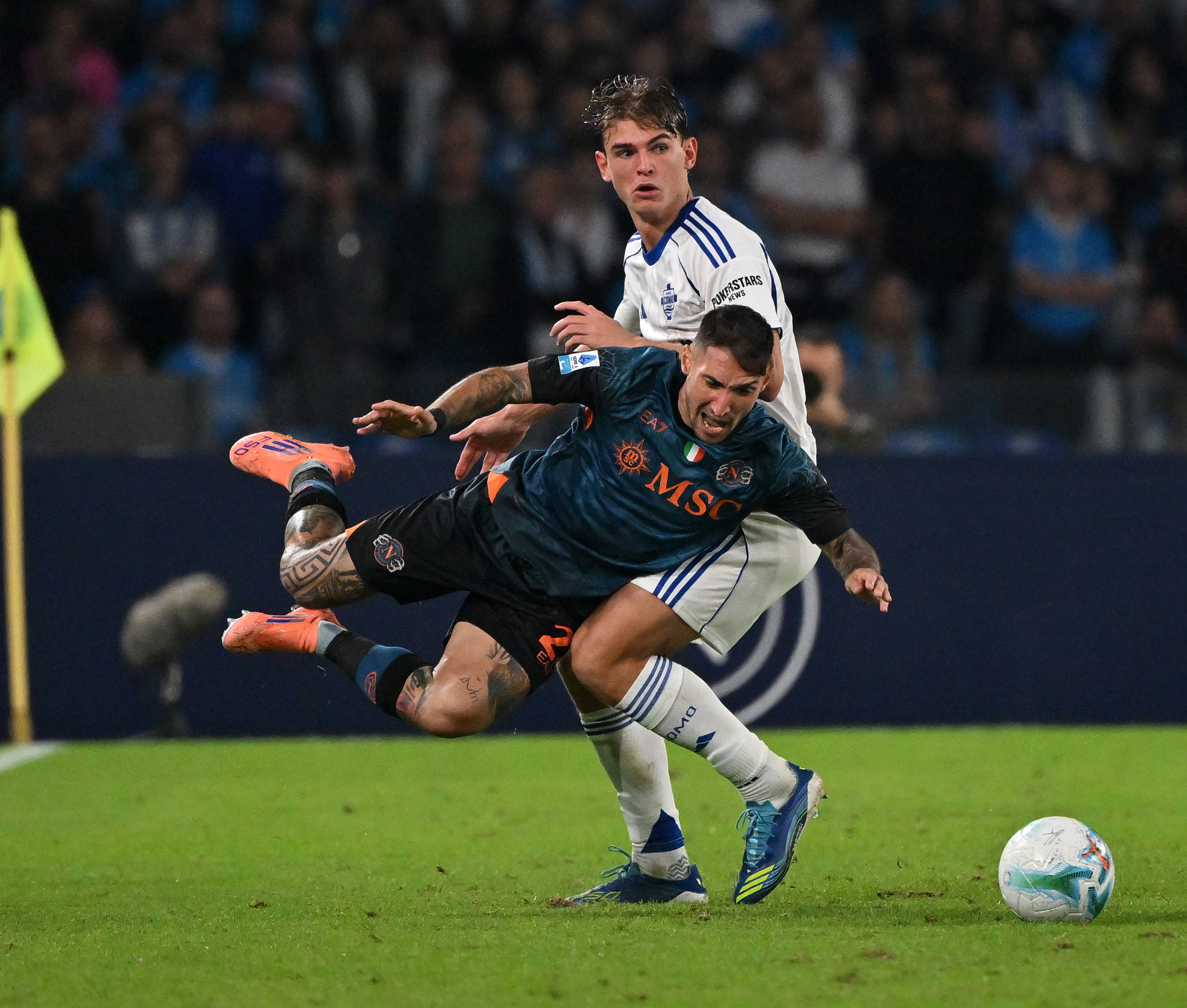 （体育）足球——意甲：那不勒斯平科莫