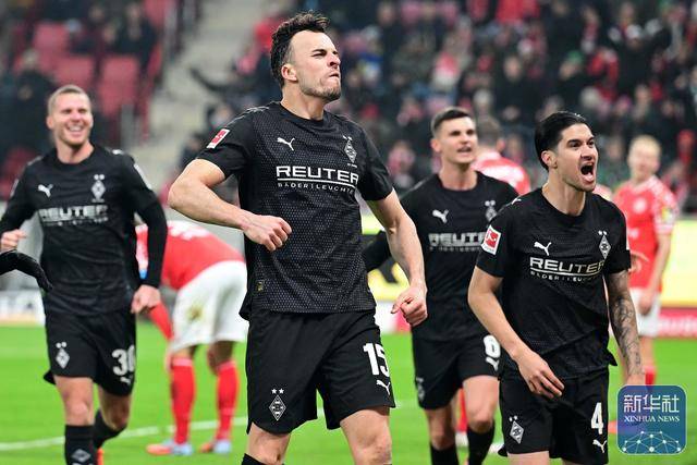 足球 | 德(dé)甲：美因茨不敌门兴格拉德(dé)巴赫