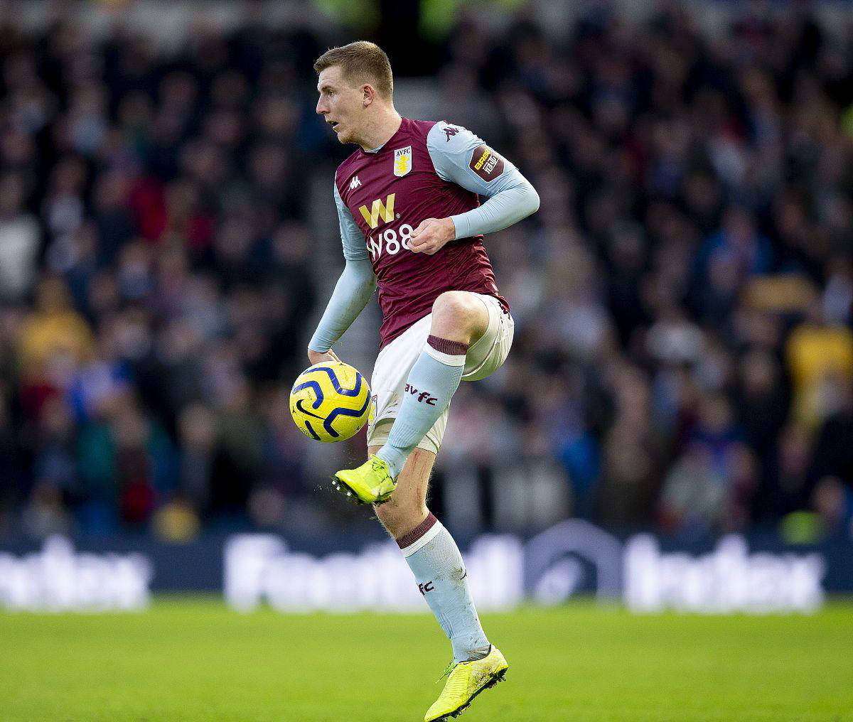 伯恩(ēn)茅斯(sī)逆袭，阿斯(sī)顿维拉主场5连胜