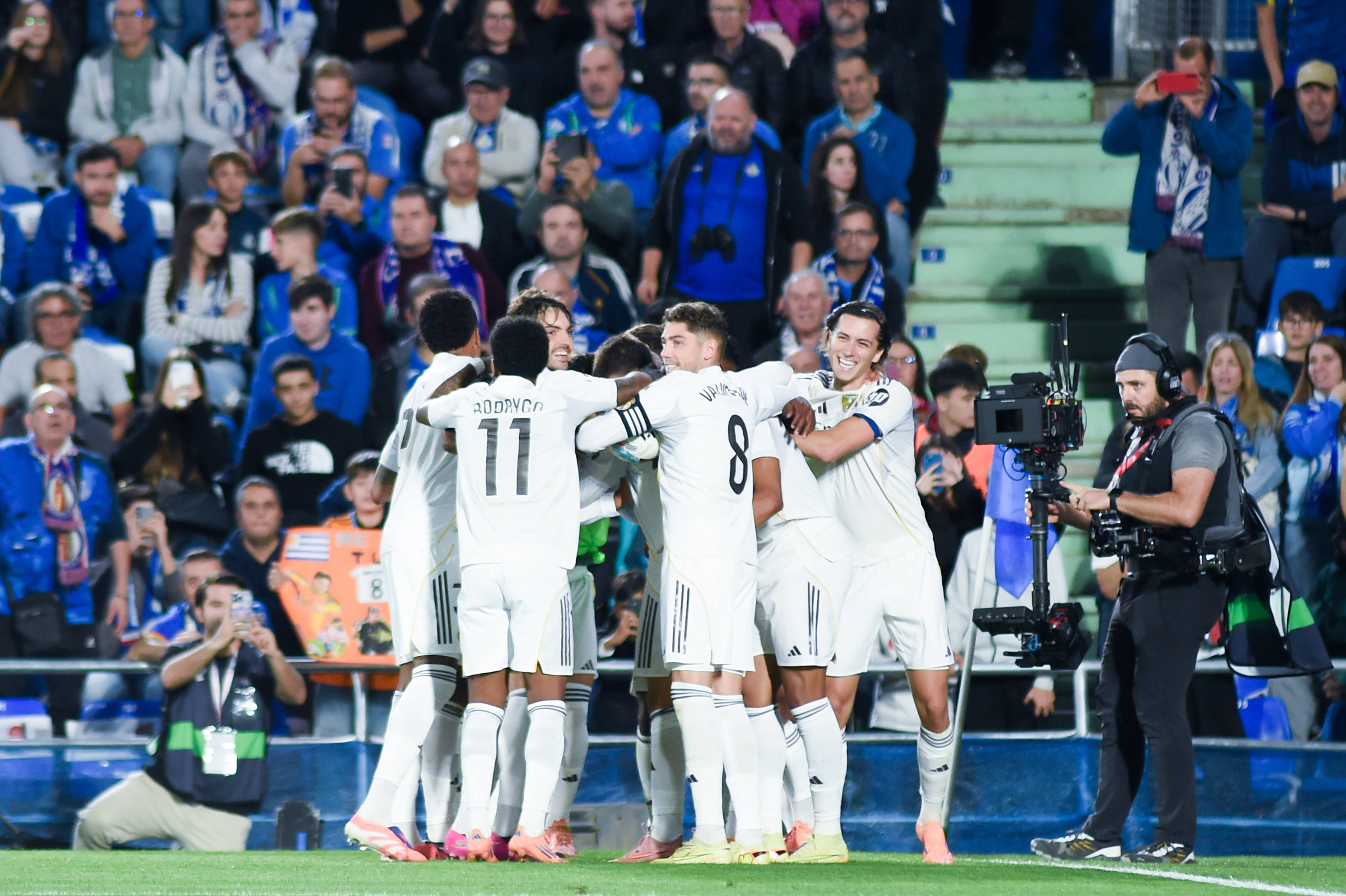 （体育）足球——西甲：皇家马德里胜赫塔菲