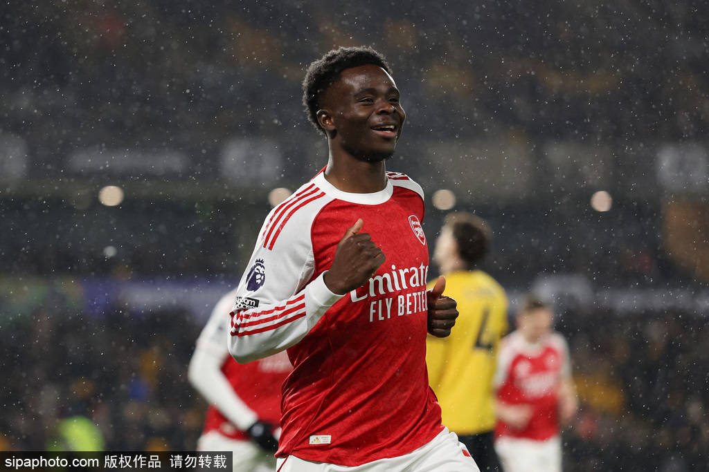 觀(guān)战台：曼城大战纽卡+阿(ā)森纳火拼熱(rè)刺 巴萨盼回到正(zhèng)轨