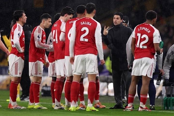 阿森纳收官阶段疲软送礼，曼城重掌英超争冠主动权