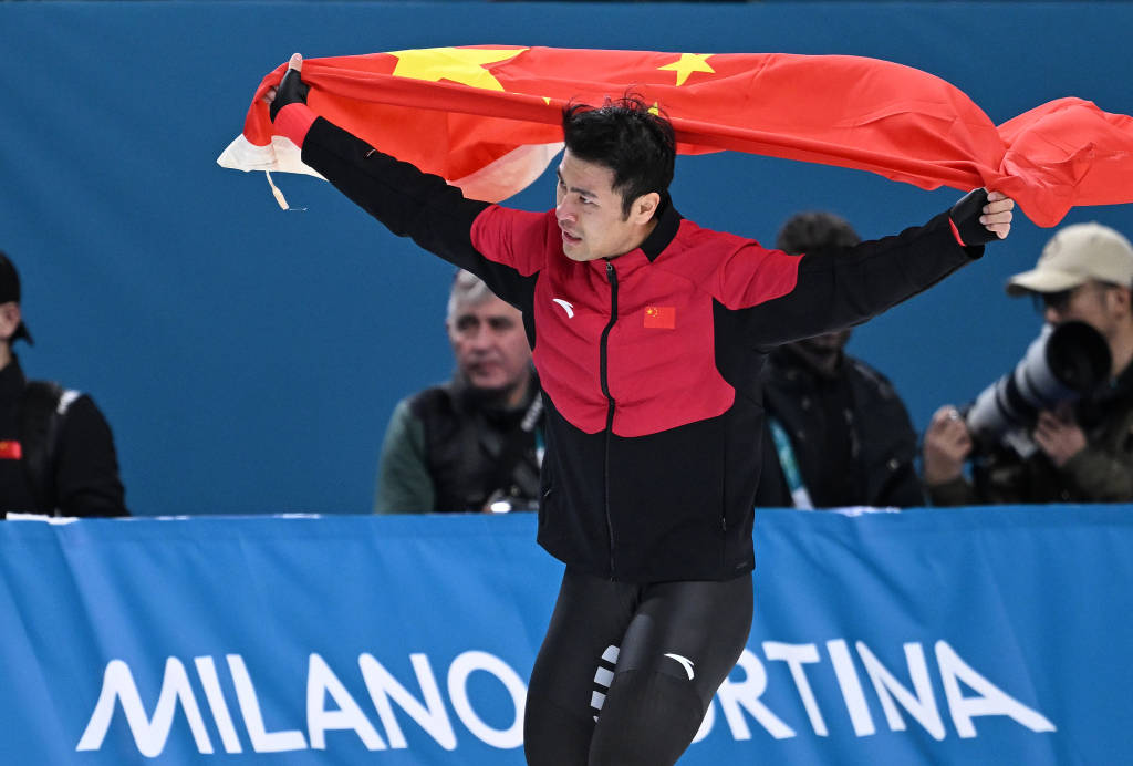 体坛联播｜萨卡續(xù)约阿森纳，谷爱凌等四名中(zhōng)國(guó)選(xuǎn)手晋级决赛