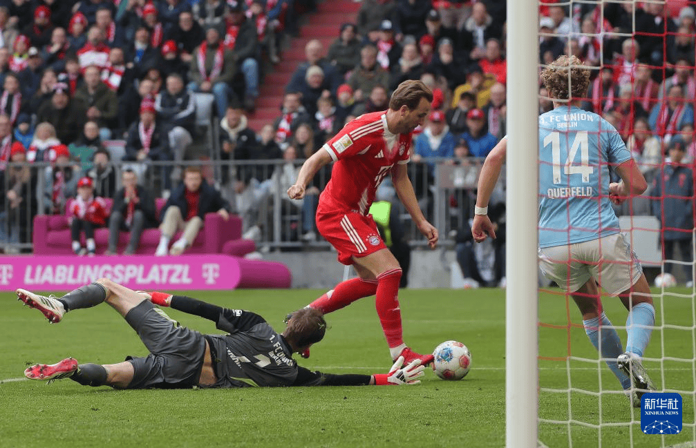 足球——德甲(jiǎ)：拜仁慕尼黑胜柏林(lín)联合